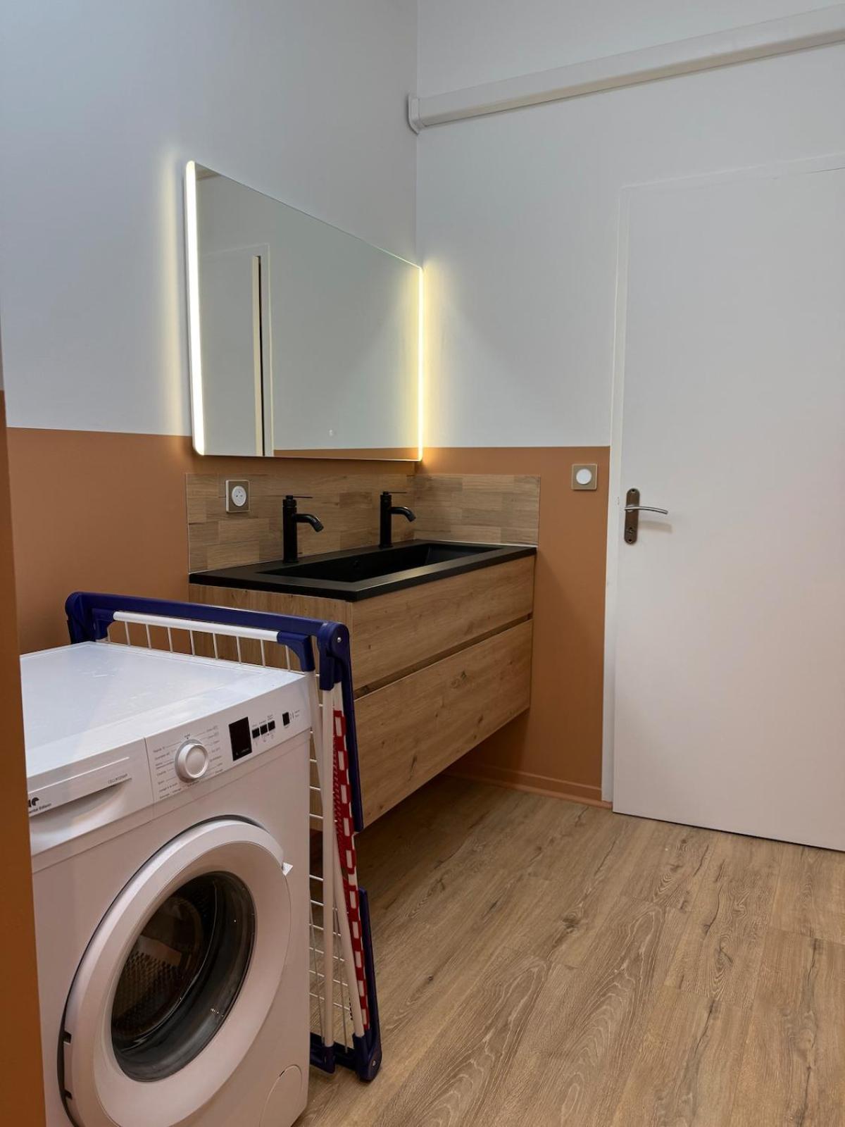 Le Paisible - Clim - 7 Personnes - Proche 1er Mai Appartement Clermont-Ferrand